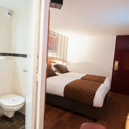 Sky Hotel 3*